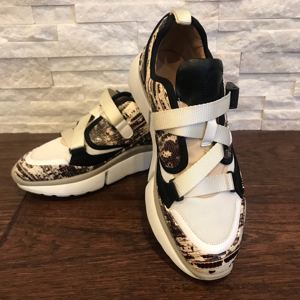 CHLOE embossed sonnie sneaker 39 / 8.5